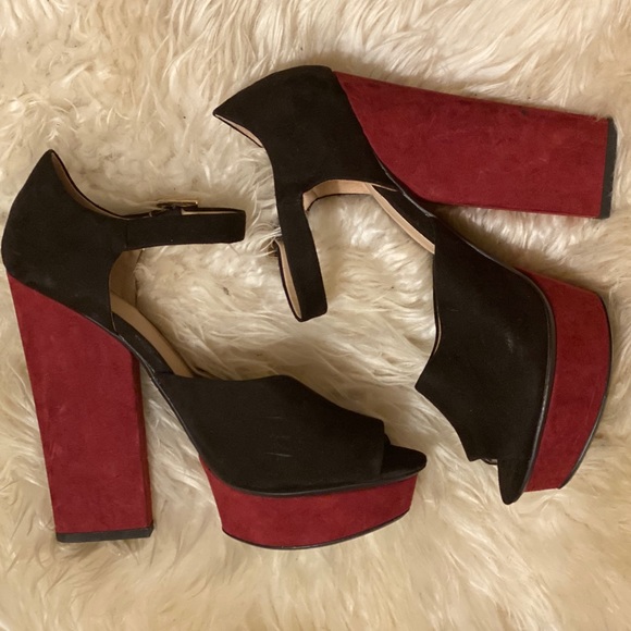 ZARA Suede Platform Heel - Picture 2 of 8